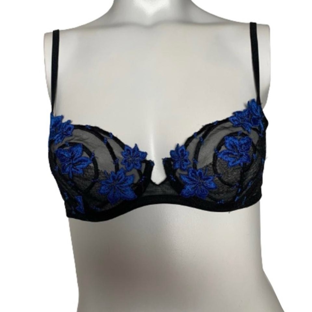 Vintage‎ La Perla Sheer Black Bra Blue Appliqués - Picture 2 of 9